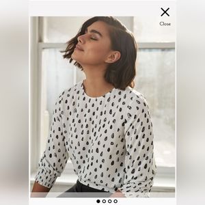 Reitmans 3/4 sleeve blouse with smocking